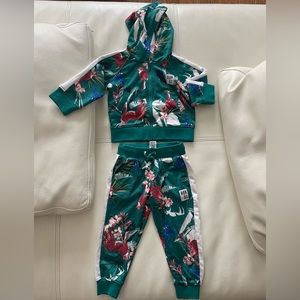 BONDS sweat pullover hoodie with pants 3Y